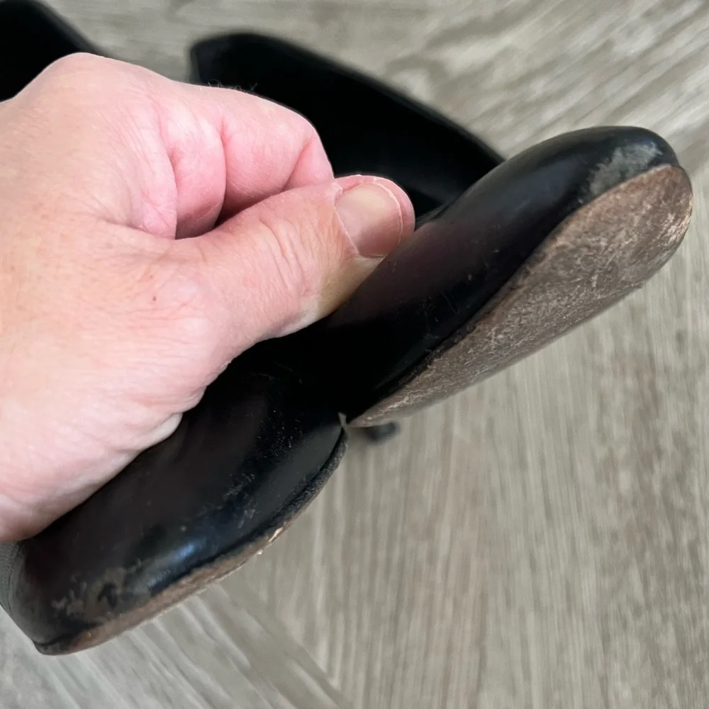 Manolo Blahnik size 37 black classic pump - Picture 8 of 8